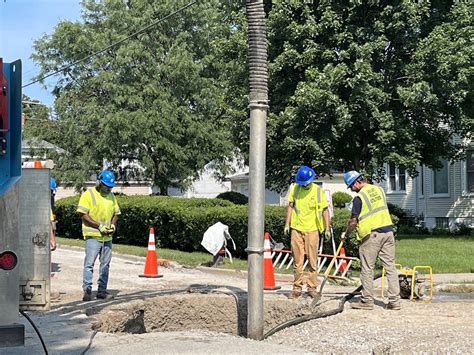 Joliet sink hole leads to road intersection closure – Shaw Local.